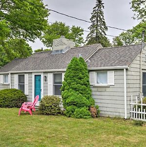 Cozy Sea Street Cottage - 1 Mile To Ferry Boats! Hyannis Exterior photo