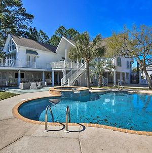 Spacious Pass Christian Home With Pool And Boat Launch Exterior photo
