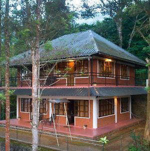 Clouds Land Bed & Breakfast Munnar Exterior photo
