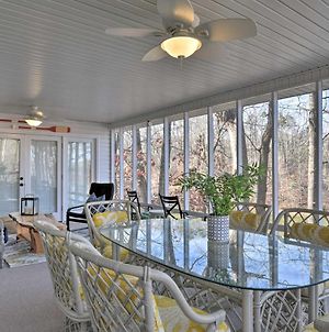 Large Lavonia Home With Party Dock On Lake Hartwell! Exterior photo