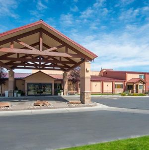 Holiday Inn Riverton Convention Center Exterior photo