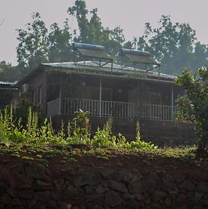 Jungle Valley Agriculture Resort Mahabaleshwar Exterior photo