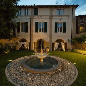 Lucus Exclusive Bed And Breakfast Lucca Exterior photo
