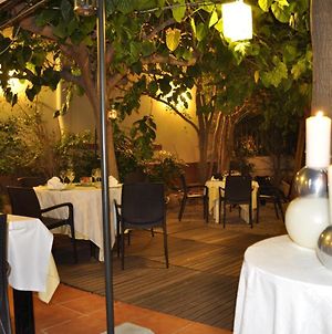 Hotel Restaurant Llansola Sant Carles De La Rapita Exterior photo
