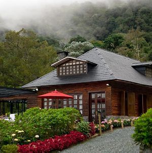Las Mercedes Lodge Cali Exterior photo