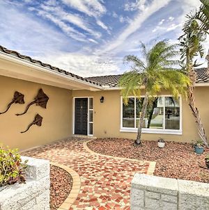 Clean Single-Story Home With Hot Tub - Pets Welcome! New Port Richey Exterior photo
