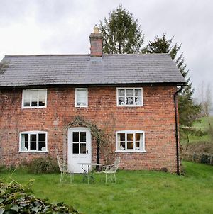 Wolvesacre Mill Cottage Whitchurch  Exterior photo