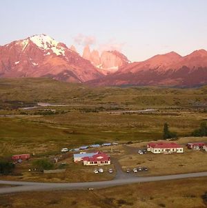 Goiien House Hostel Torres del Paine National Park Exterior photo