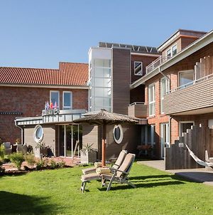Hotel Mare Suiten & Apartments Langeoog Langeoog Island Exterior photo