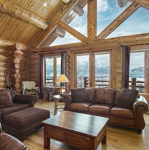 4 Bedroom Mountain Cabin In Huntsville Utah Sleeps 10 Home M Room photo