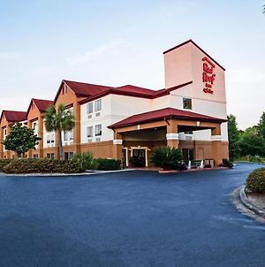 Red Roof Inn And Suites Savannah Gateway Exterior photo