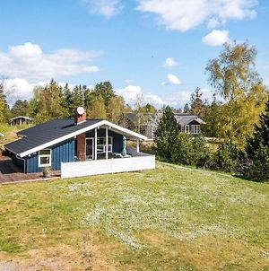Plush Holiday Home In Ebeltoft With Terrace Exterior photo