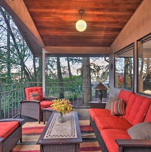 Tigard Retreat With Deck, 15 Mins From Portland! Villa Exterior photo