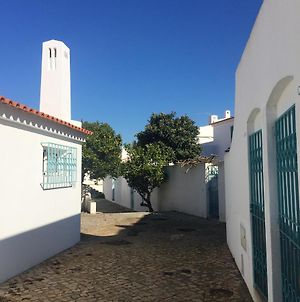 2 Bedrooms House At Alvor 200 M Away From The Beach With Sea View Furnished Garden And Wifi Exterior photo