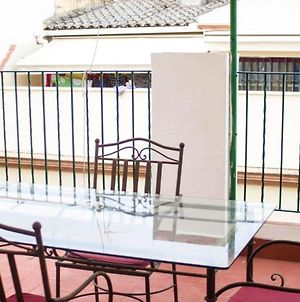 One Bedroom Appartement With City View Terrace And Wifi At Sevilla Exterior photo