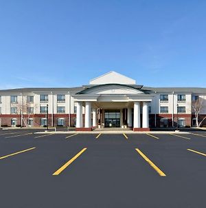 Holiday Inn Express Hotel & Suites Fort Atkinson Exterior photo