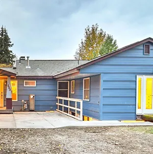 Downtown Anchorage Home, 1 Block To Coastal Trail! Exterior photo