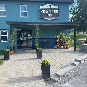 Pine Tree Inn Bangor Exterior photo