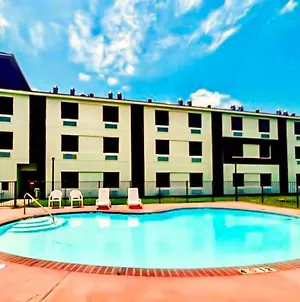 Quality Inn & Suites Lake Charles Exterior photo