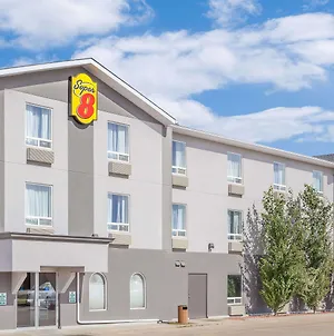 Super 8 By Wyndham Athabasca Ab Hotel Exterior photo