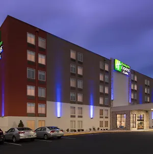 Holiday Inn Express & Suites College Park - University Area, An Ihg Hotel Exterior photo