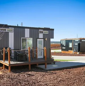Under The Sea Tiny Home Apple Valley Exterior photo