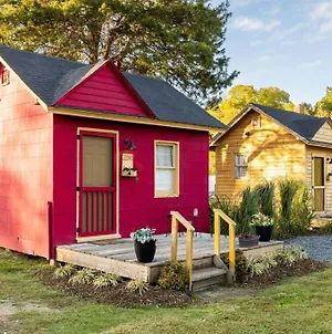 Red House Tiny Home (Adults Only) Cape Charles Exterior photo