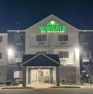Wingate By Wyndham Marion Hotel Exterior photo