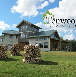 Tenwood Lodge Ithaca Exterior photo