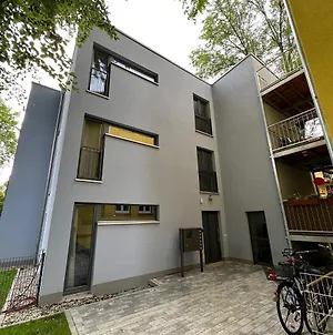 Mm Lodge - Apartments In Innenstadtlage Mit Parkplatz Augsburg Exterior photo