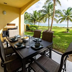 Paradise Retreat, A Tropical Oceanfront Villa Freeport Exterior photo
