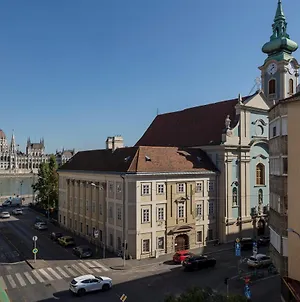 Shangri-La Budapest Exterior photo