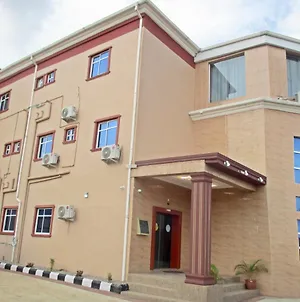 Toria'S Crown Hotel And Events Limited Akure Exterior photo