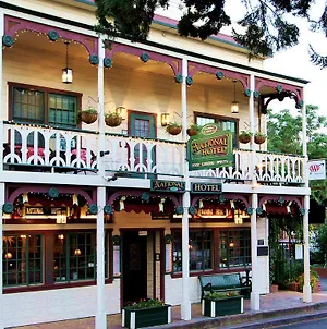 Historic National Hotel & Restaurant Jamestown Exterior photo