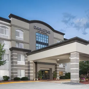 Doubletree Des Moines Airport Hotel Exterior photo