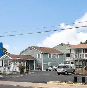 Atlantic Shores Inn And Suites Chincoteague Exterior photo