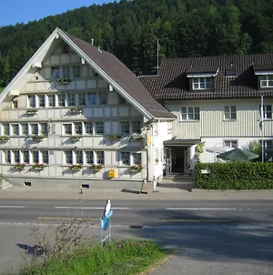 Landgasthaus Baren Hotel Grub Exterior photo