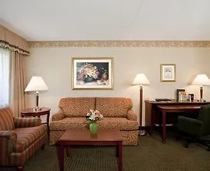 Doubletree Guest Suites Cincinnati/Sharonville Exterior photo