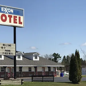 Exxon Quik Stop & Motel Wausaukee Exterior photo