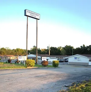Frontier Motel Kingdom City Exterior photo