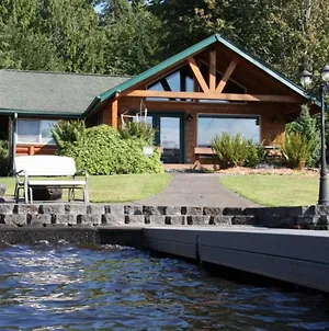 Lakeside Log Cabin! Blessings & Memories Abound! Eatonville Exterior photo