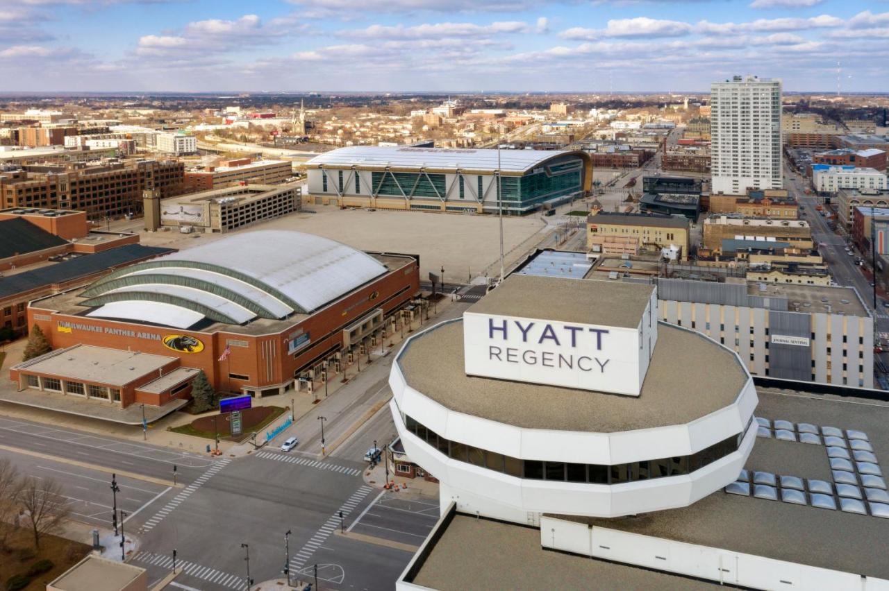 Hyatt Regency Milwaukee Hotel Exterior photo