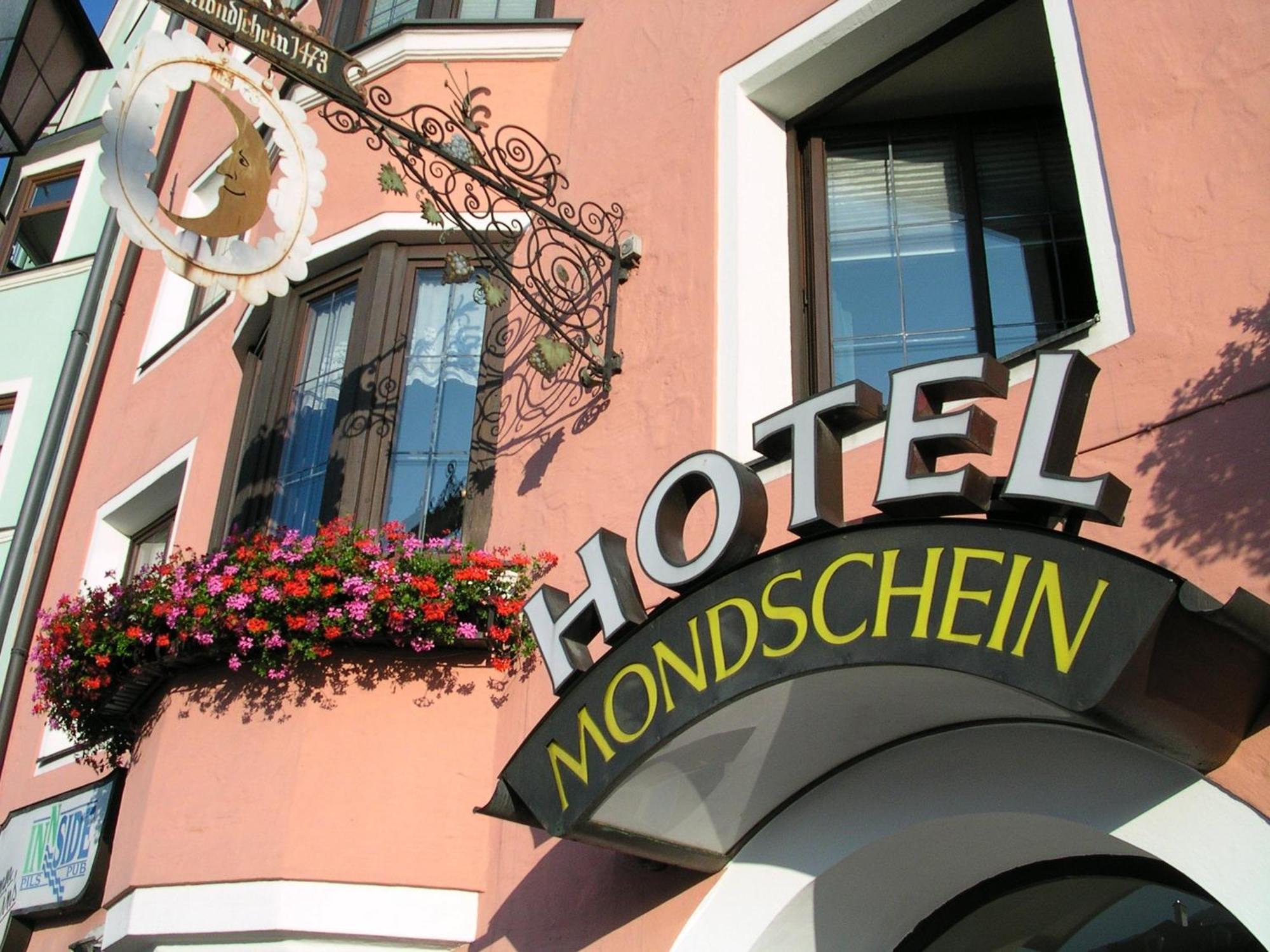 Hotel Mondschein Innsbruck Exterior photo