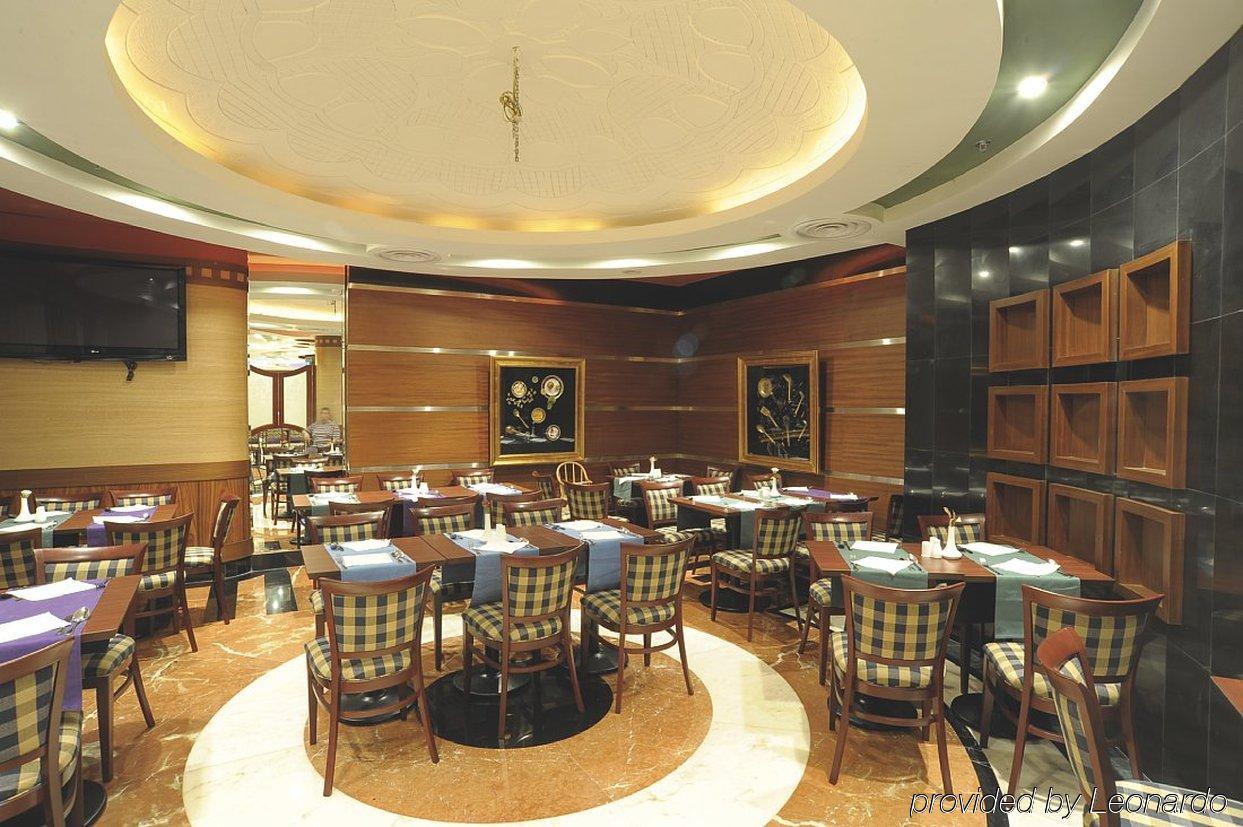 LEADER Al Muna Kareem Hotel Medina Restaurant foto